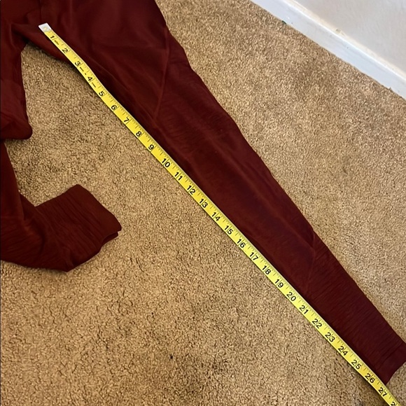 Alphabets Women’s Maroon Leggings size M - Picture 6 of 6